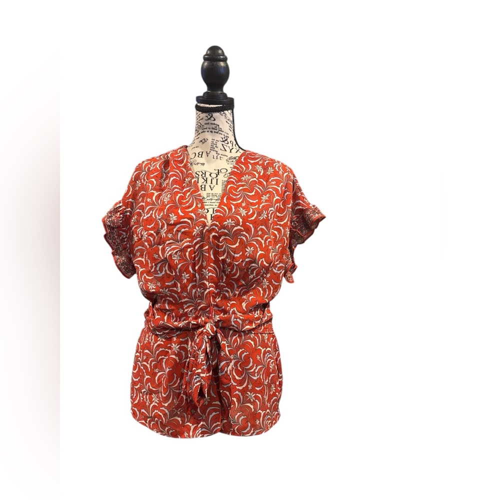 Women’s blouse
